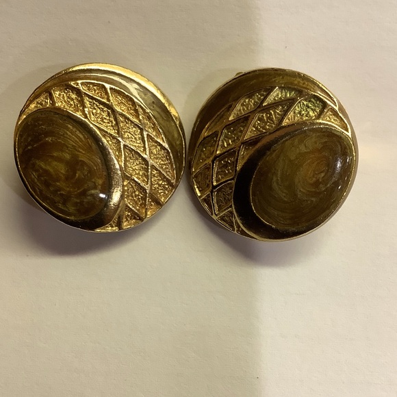 Balenciago Earrings Paris Brown Enamel & Gold Tone Vintage Clips in good vintage - Picture 1 of 7